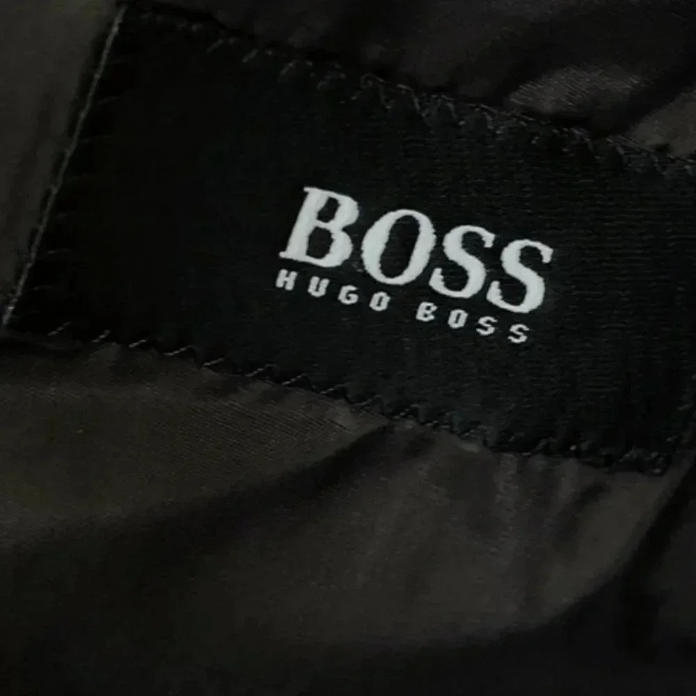 Hugo Boss Virgin Wool Super 100 Angelico Lucca Blazer Size 50 / US Size 40R